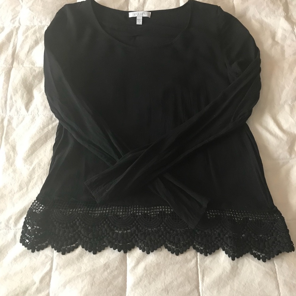 🌺 Black long sleeve shirt, Sz Small 🌺